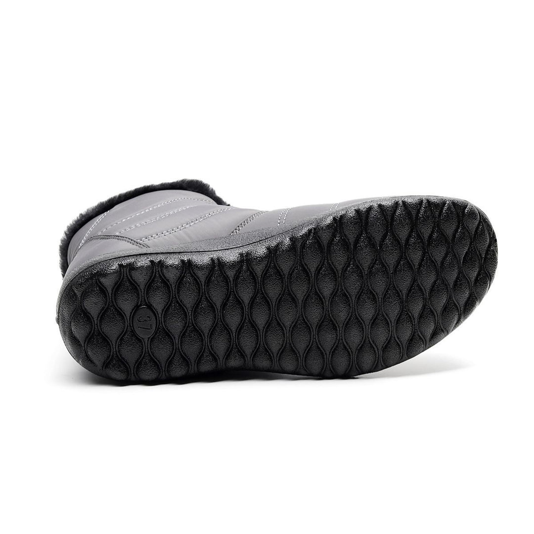 Warm and waterproof winter boots for women Lune London