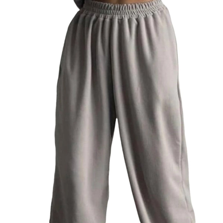 Casual fleece set for women with a high collar and tailored fit Lune London