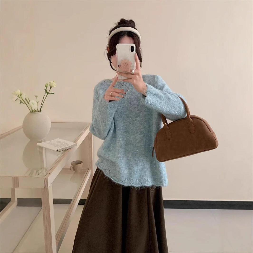 Ladies fluffy knit sweater with shiny accents and relaxed fit Lune London