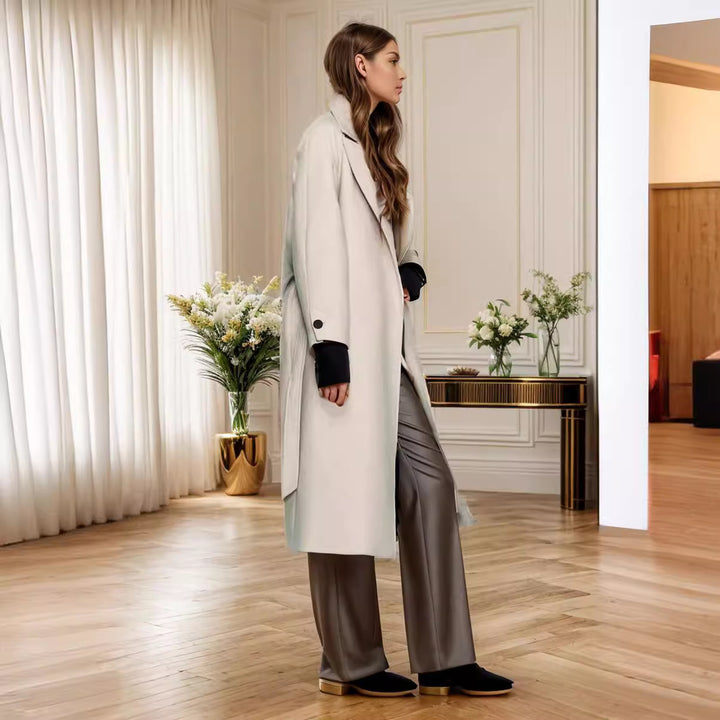 Lune London wool coat for women, elegant and spacious
