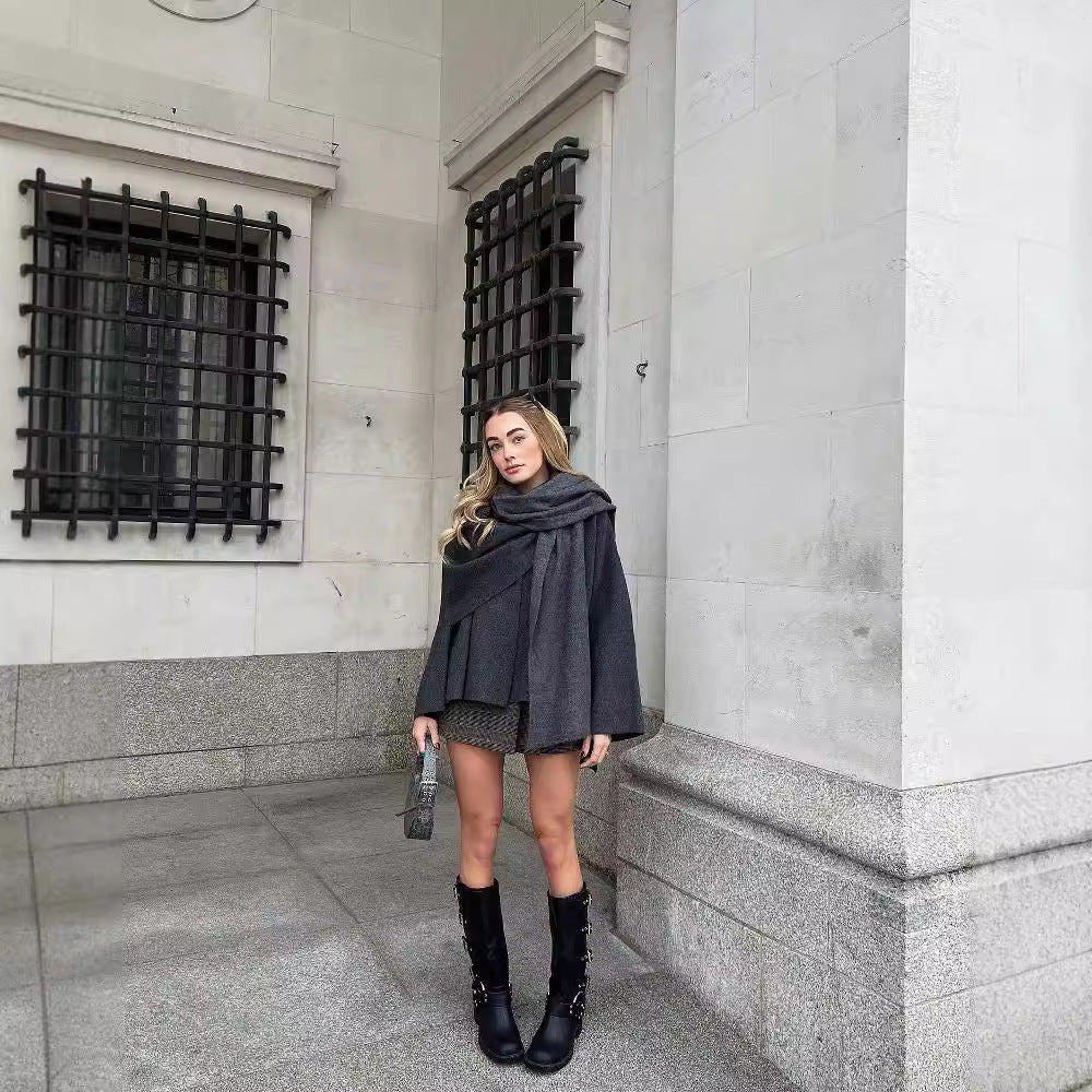 Manteau sur mesure pour femmes avec col montant Chic & Stil