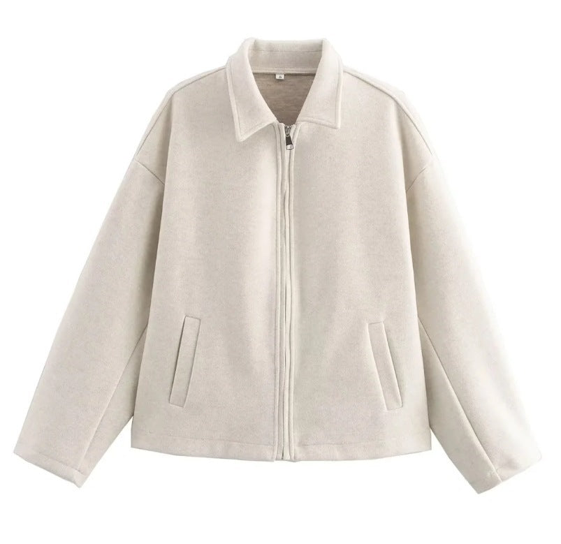 Lune London short elegant jacket for women in soft material with oversized cuts