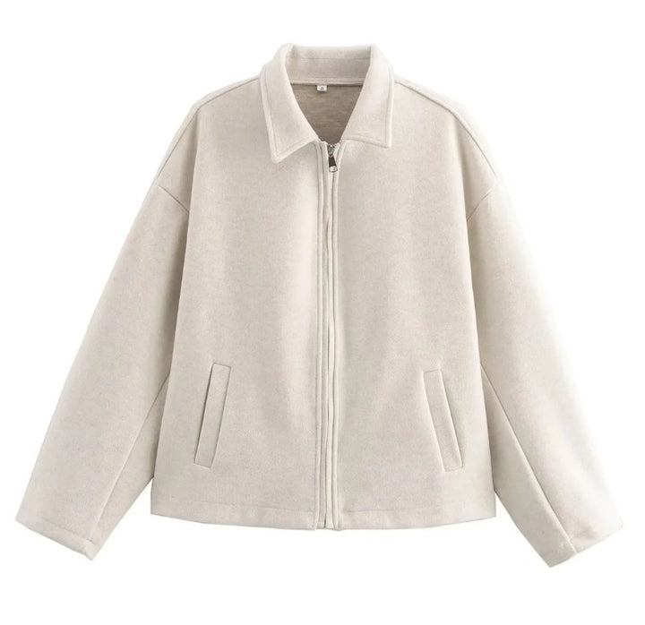 Lune London short elegant jacket for women in soft material with oversized cuts