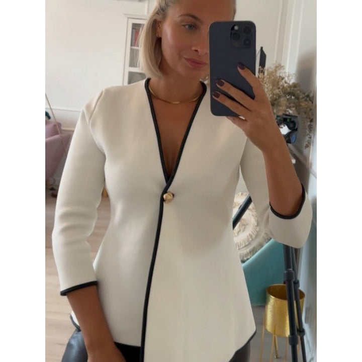 Elegant women's jacket with asymmetric cut and metallic button Lune London