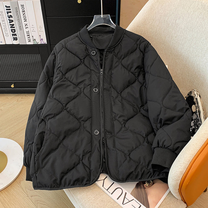 Ladies quilted jacket with zip and practical pockets Lune London