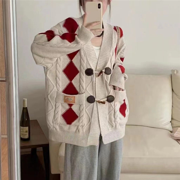 Thick knit cardigan for women with romantic diamond pattern and decorative wooden buttons Lune London