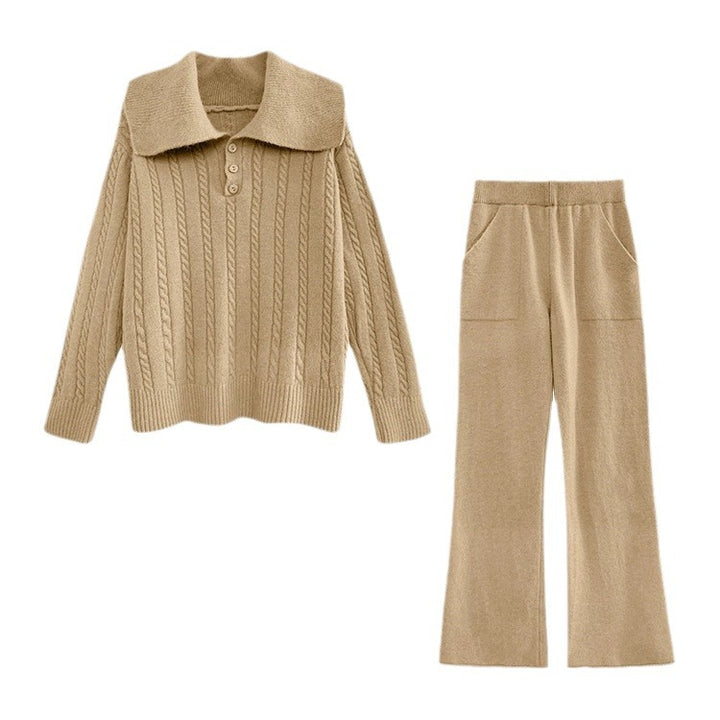 Pull tricoté pour femme avec col large et patte de boutonnage Chic & Stil