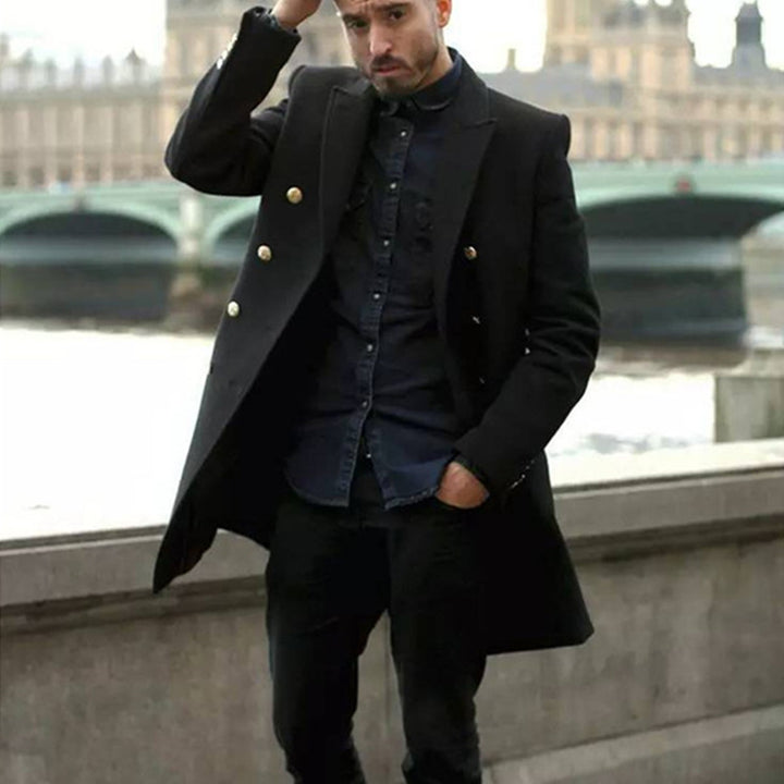 Elegant and trendy coat for men with double-breasted buttons and refined details Lune London