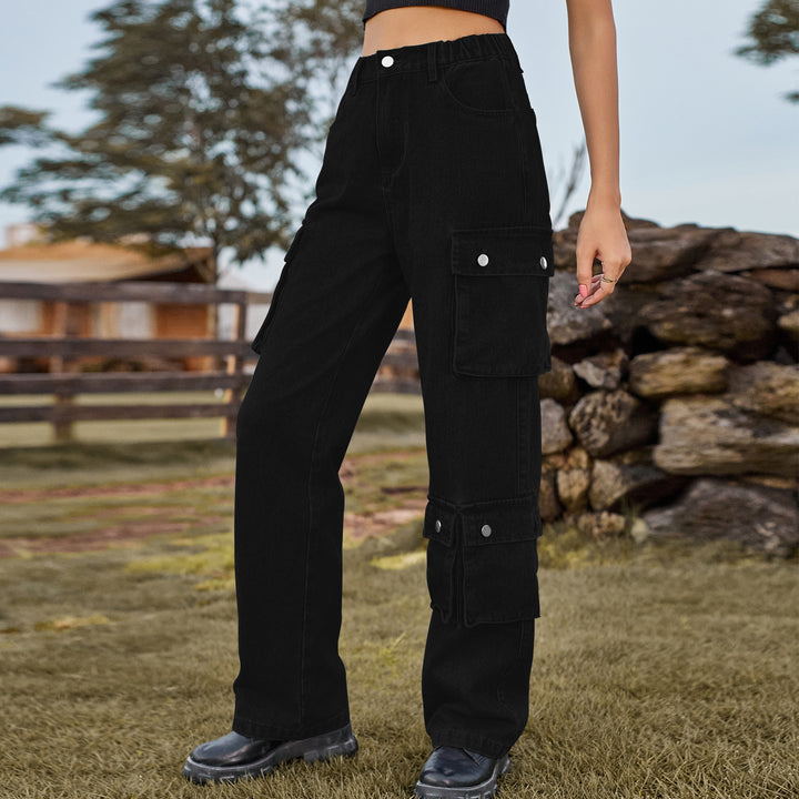 High-waisted cargo pants for women with practical pockets Lune London