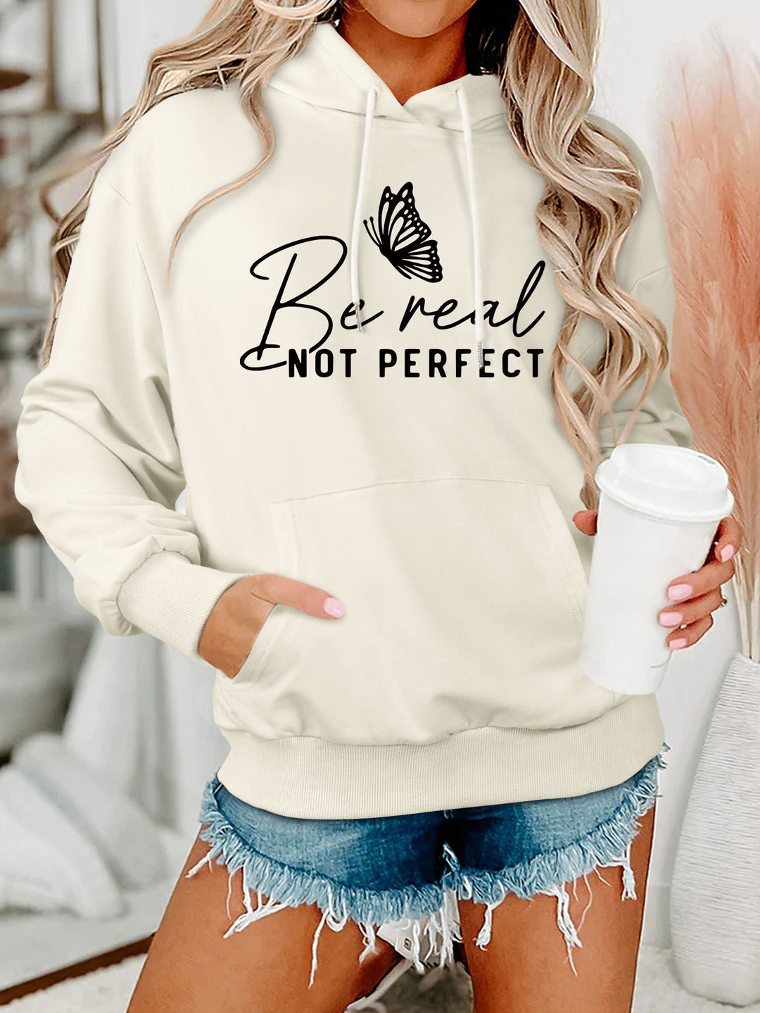 Haut à capuche pour femmes avec motif créatif et coupe confortable Chic & Stil