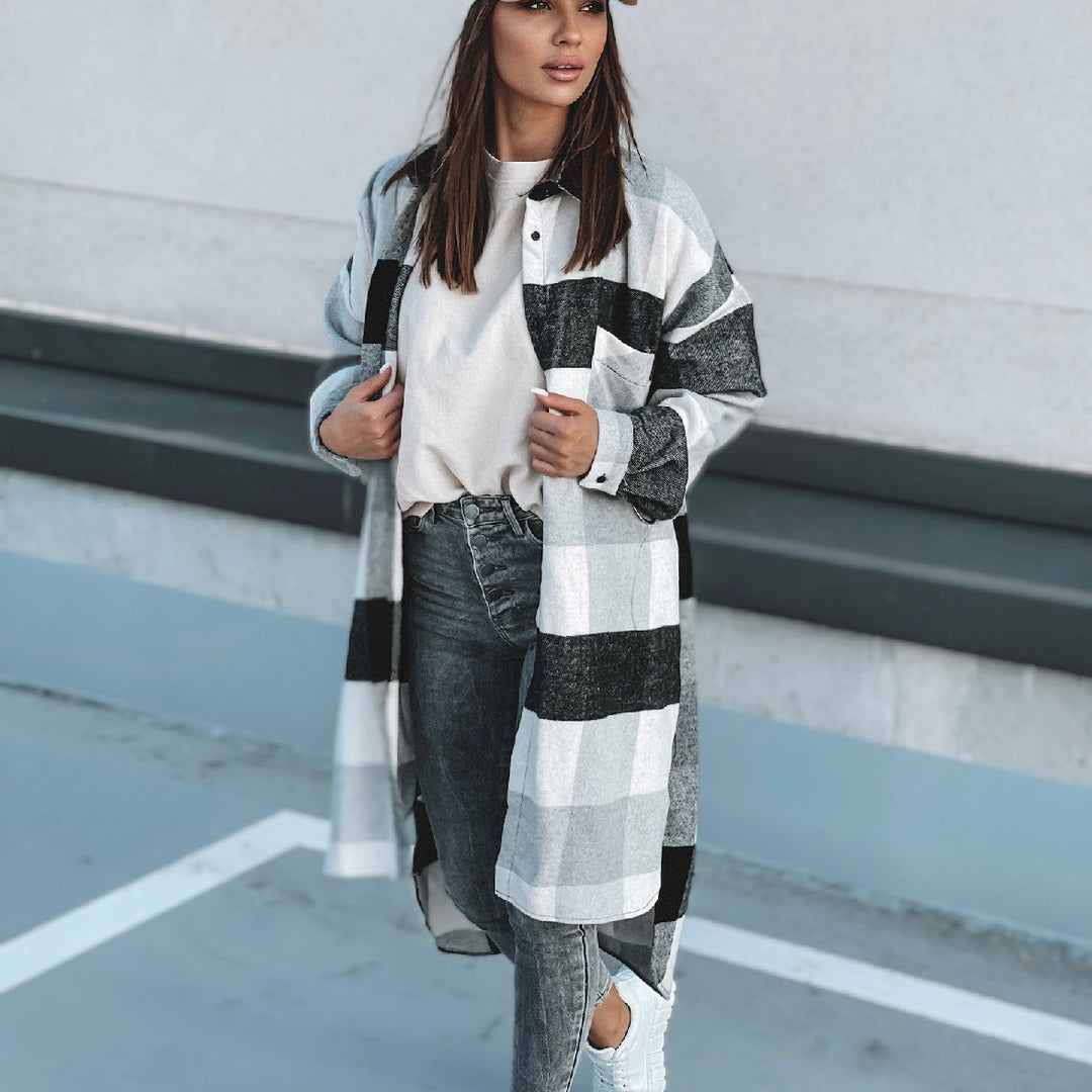 Checkered shirt for women with a longer cut Lune London