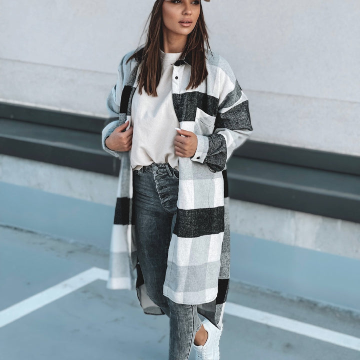 Checkered shirt for women with a longer cut Lune London