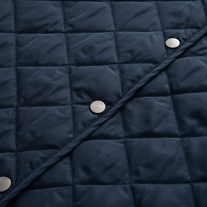 Quilted jacket for women in soft material with contrasting collar and practical pockets Lune London