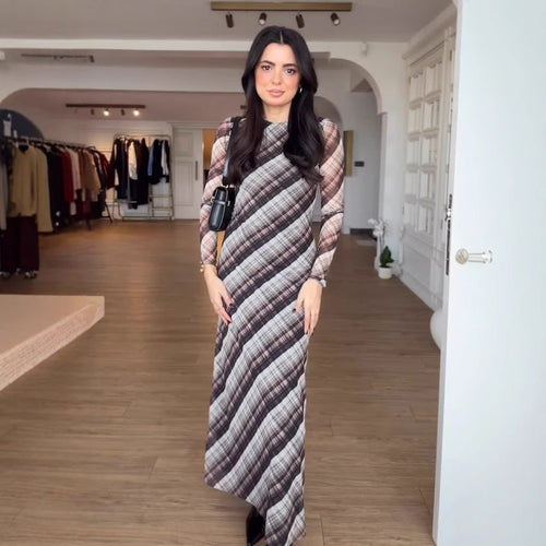 Maxi dress for women with a modern check pattern and an elegant cut Lune London