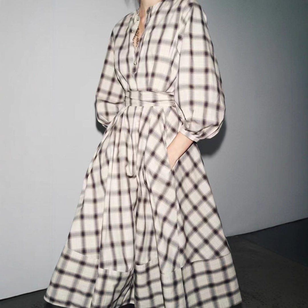 Robe maxi à carreaux pour femmes avec ceinture Chic & Stil