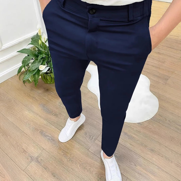 Trendy slim-fit pants for men with elastic waistband and practical pockets Lune London