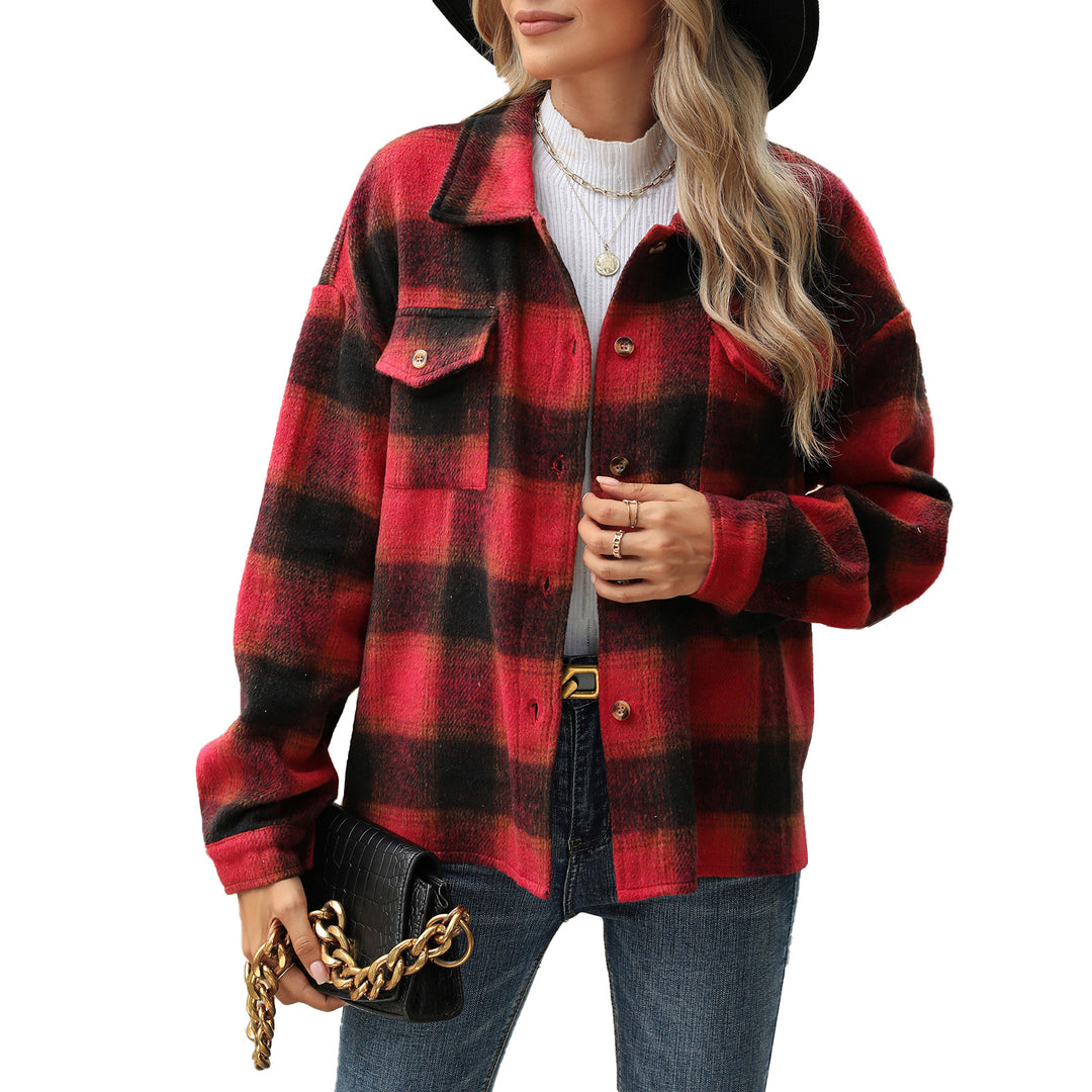 Plaid flannel overshirt for women with chest pockets and casual cut Lune London