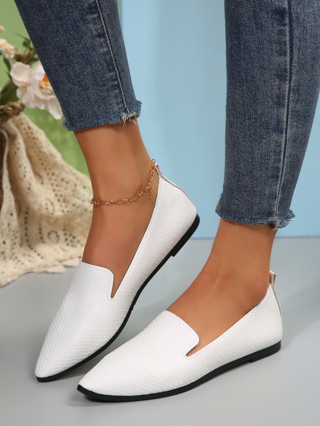 Ladies leather pointed toe slippers Lune London