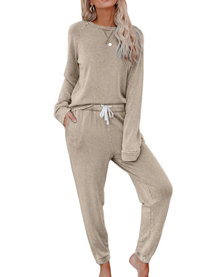Ensemble de détente confortable pour femme avec un sweat-shirt surdimensionné élégant et des pantalons relaxants Chic & Stil