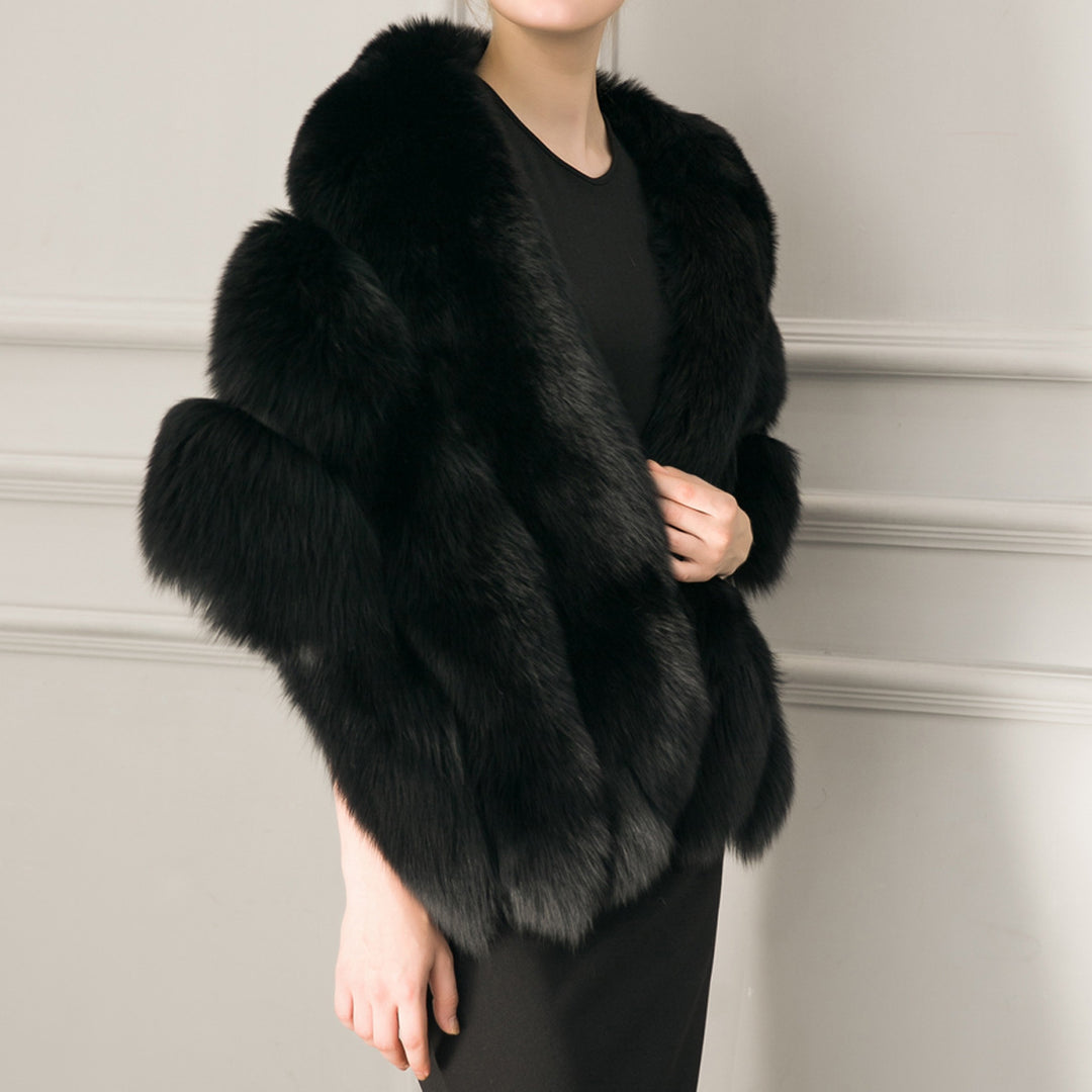 Ladies luxurious elegant faux fur cape Lune London