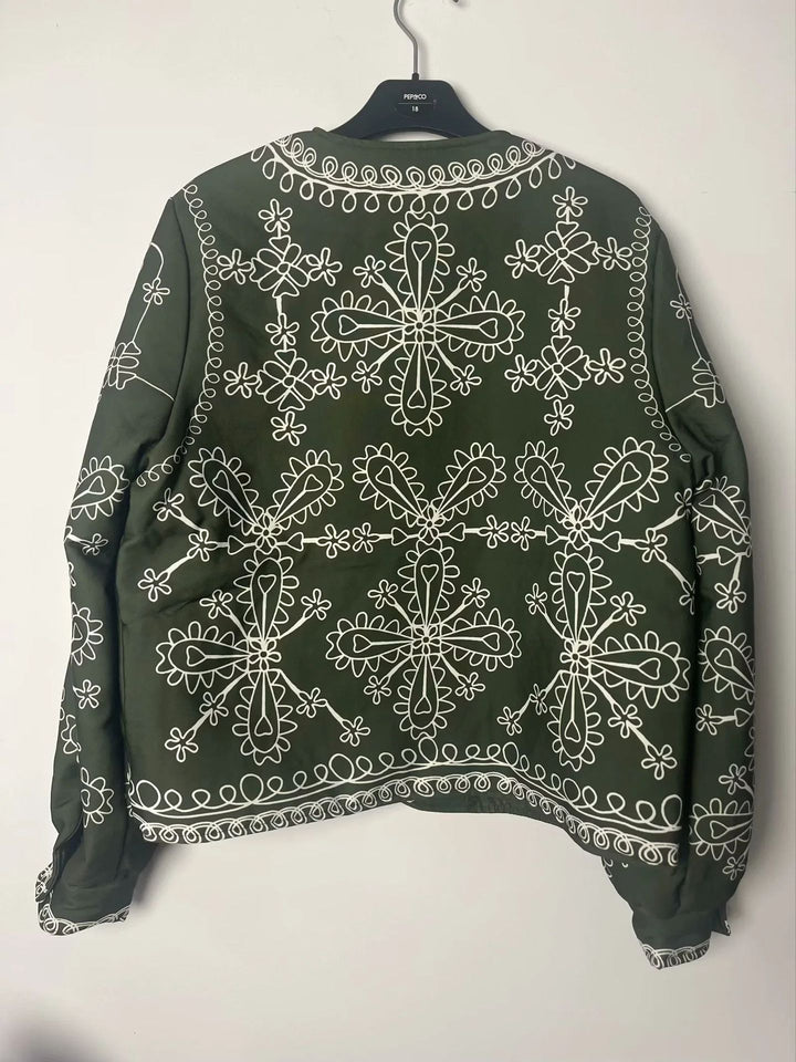 Embroidered women's jacket with a floral design and a modern cut Lune London