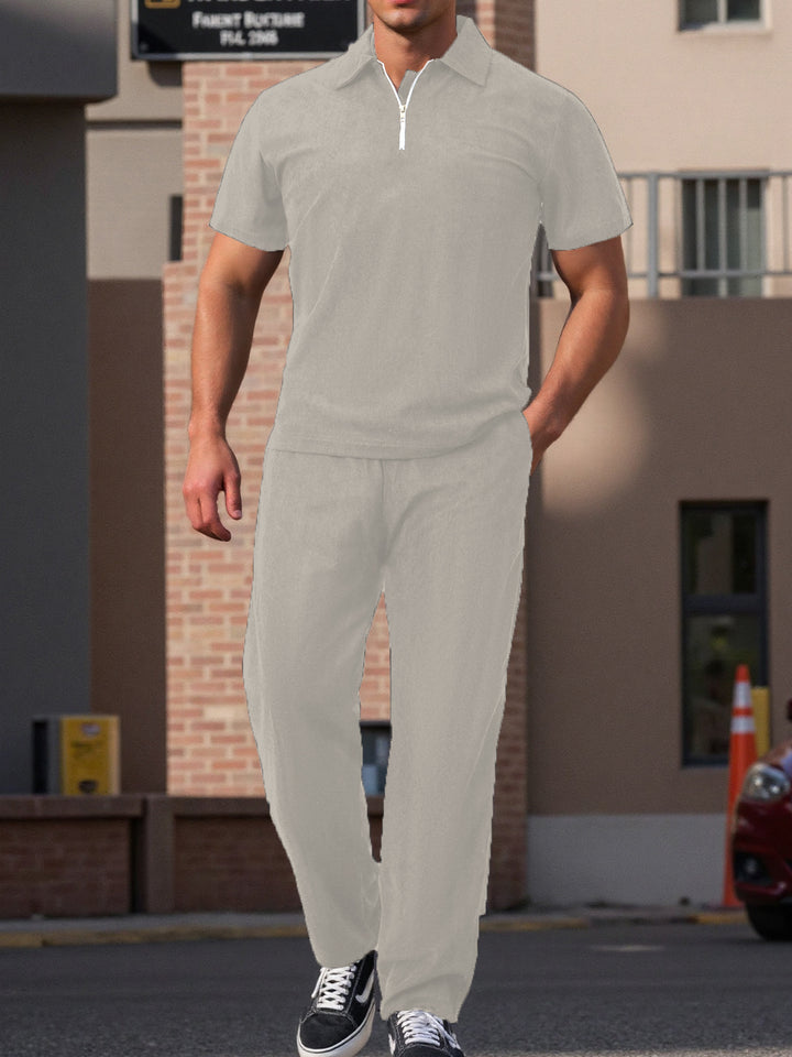 Men's modern leisure set with high-quality short-sleeve polo and comfortable jogger pants Lune London