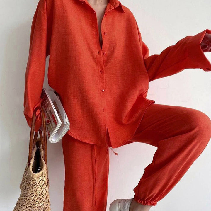Loose linen set for women with elegant shirt and wide pants Lune London
