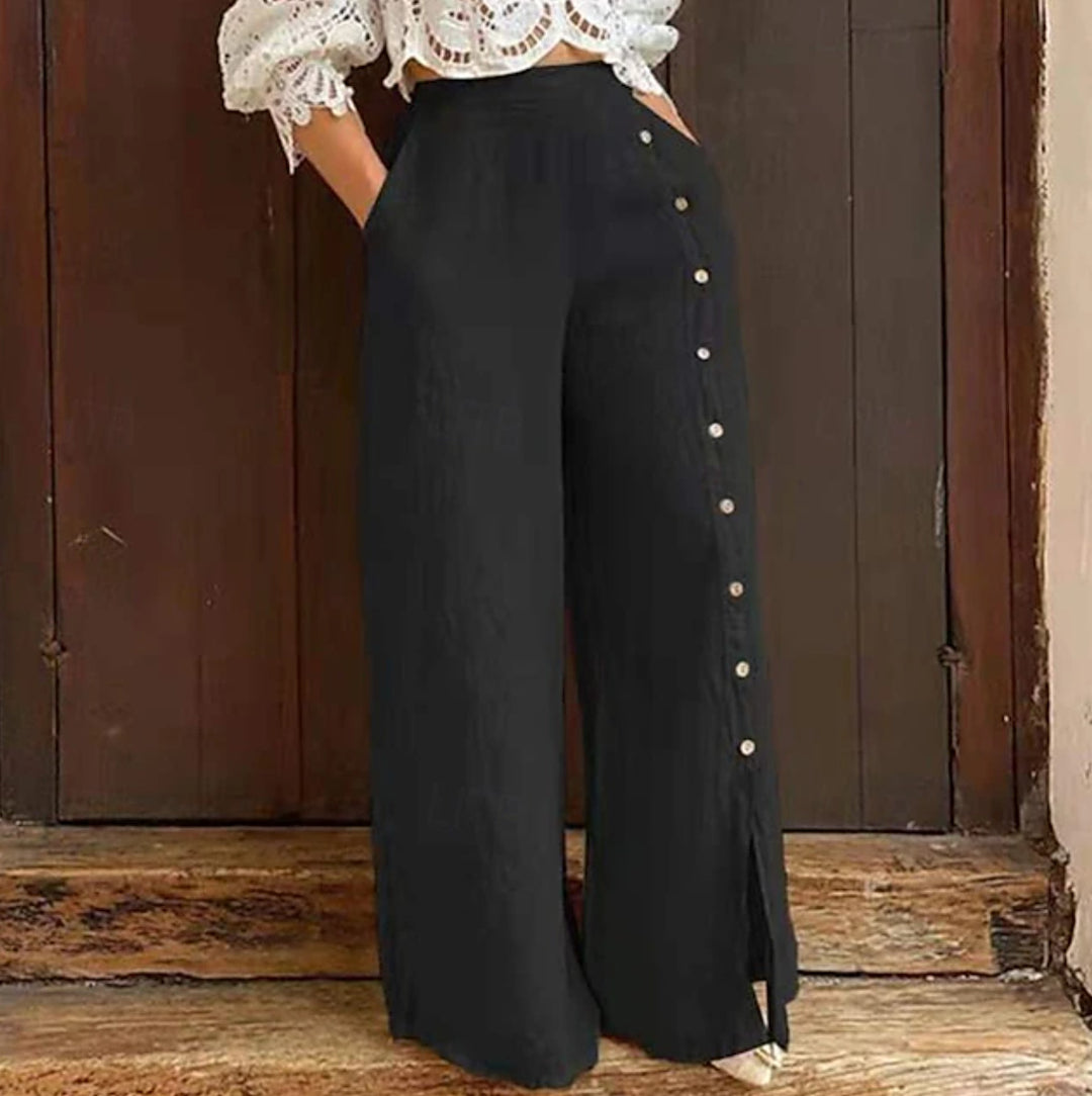 Pantalons larges en coton pour femmes avec détails de bouton sur le côté et ouverture de jambe élégante Chic & Stil