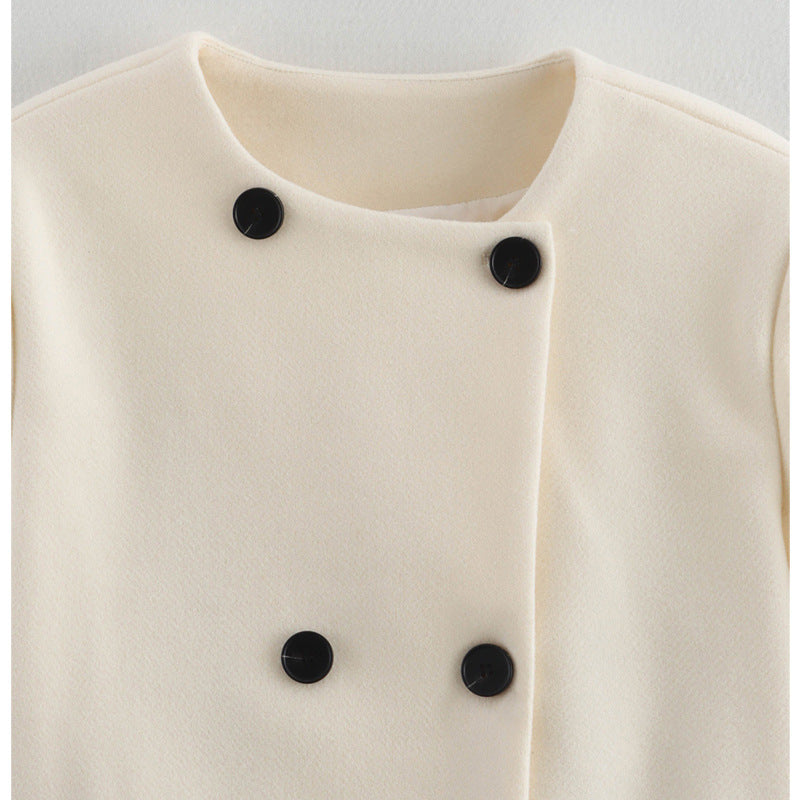 Ladies elegant winter coat with double button and pocket solution Lune London