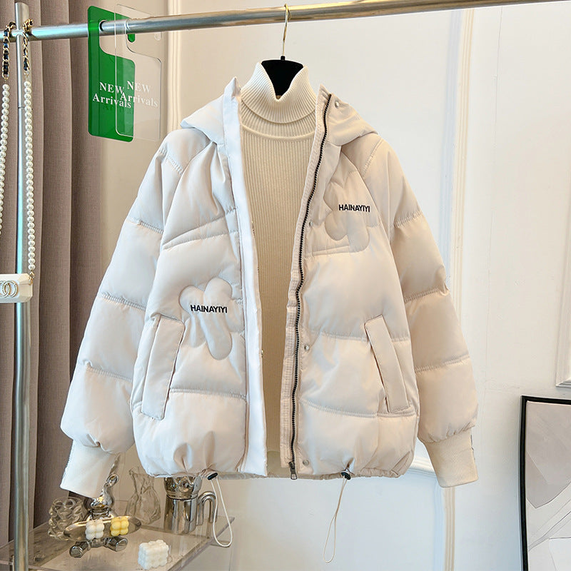 Trendy short down jacket for women with hood and practical pockets Lune London