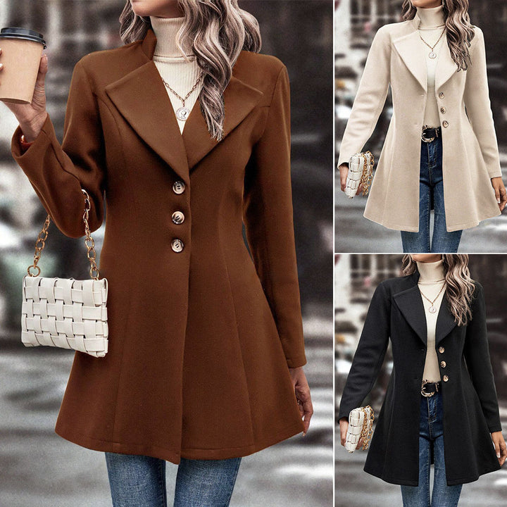Elegant trench coat for women with modern silhouette Lune London