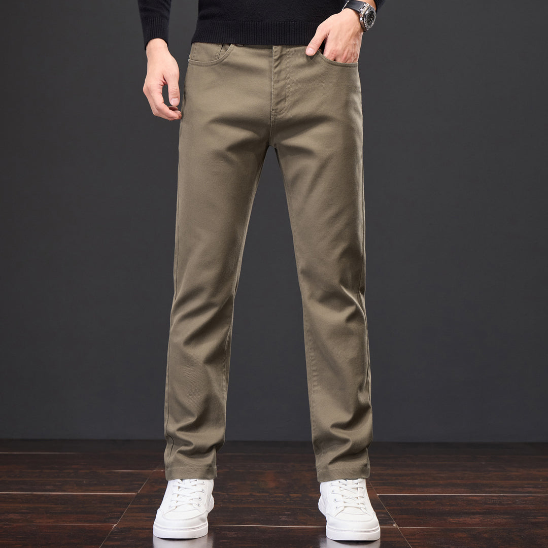Men's chino pants with a modern fit and practical pockets Lune London