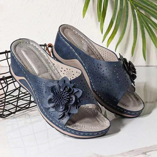 Fashion women's sandals with floral details and comfortable sole Lune London