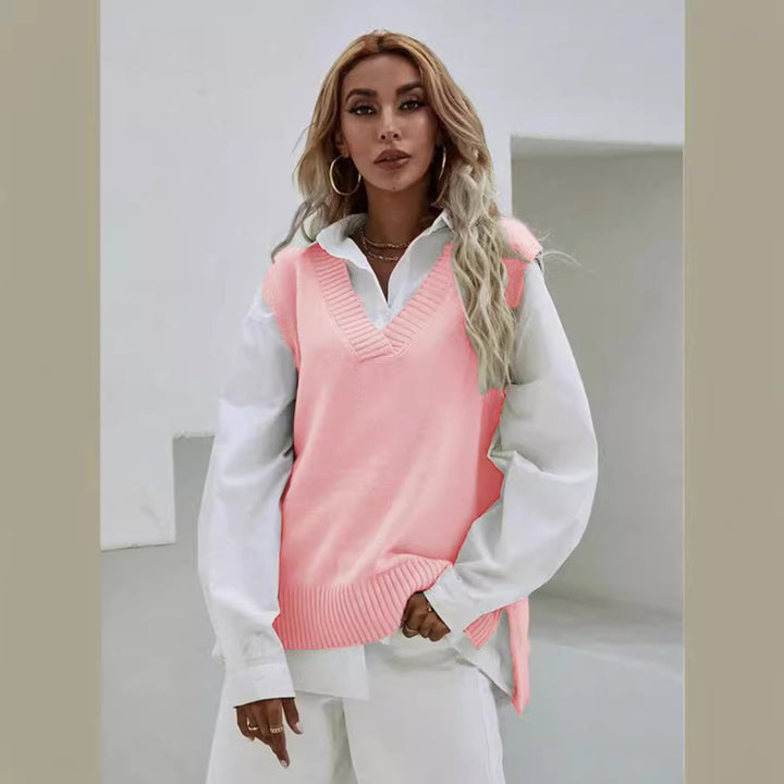 Knit vest for women with V-neck and modern details Lune London