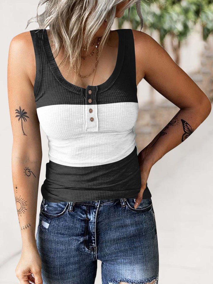 Ladies Comfortable Tank Top with Button Placket and Ribbed Structure Lune London