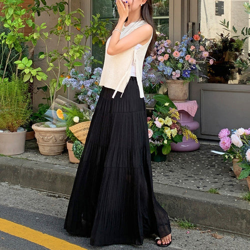 Lune London women's maxi pleated rock