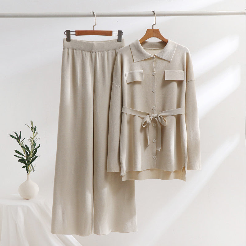 Two-piece comfortable set for women with drawstring and casual fit Lune London