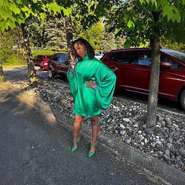 Oversized mini dress for women with voluminous sleeves and an elegant high collar Lune London
