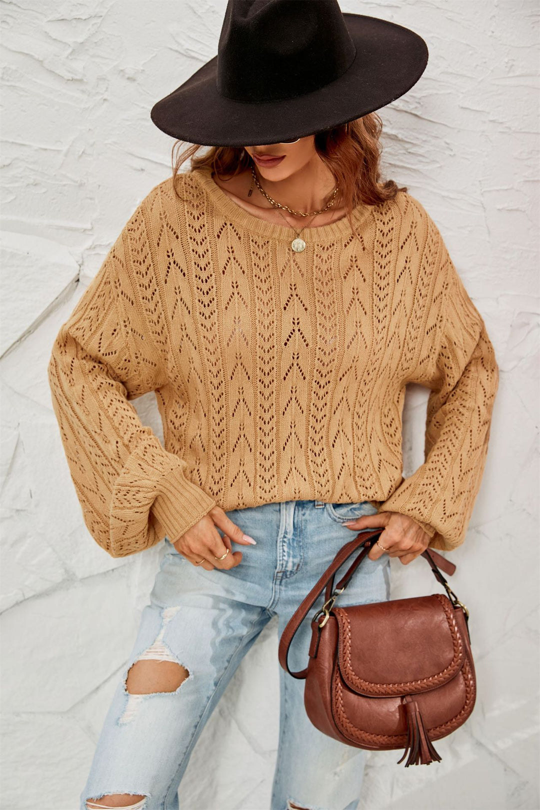 Pull en maille aérienne pour femme avec un motif délicat et des manches larges Chic & Stil