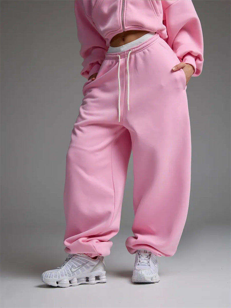 Casual pants for women with a loose fit and elastic waistband Lune London