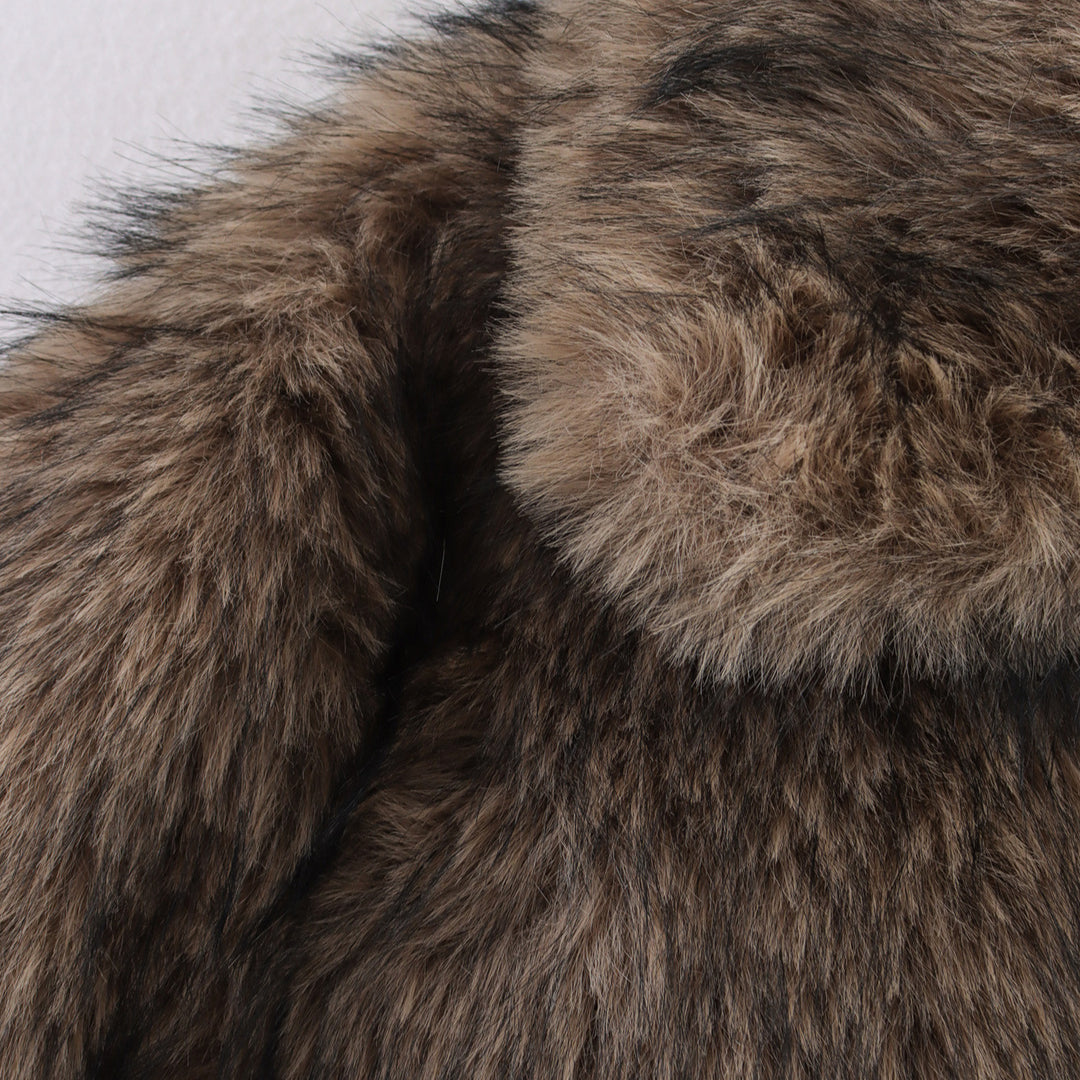 Ladies plush for women with trendy collar Lune London
