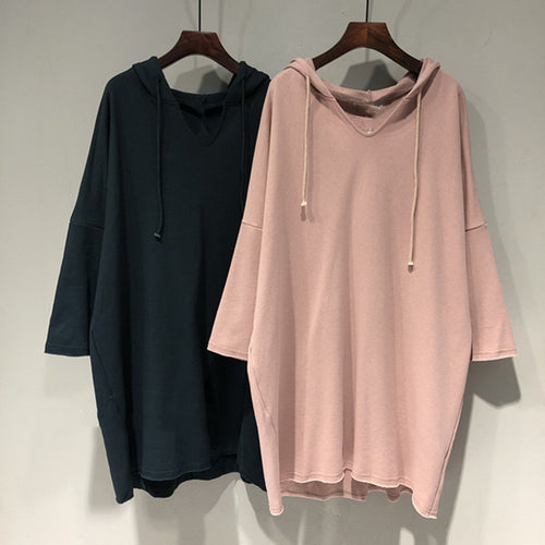 Women's hoodie dress with generous cut and hood Lune London
