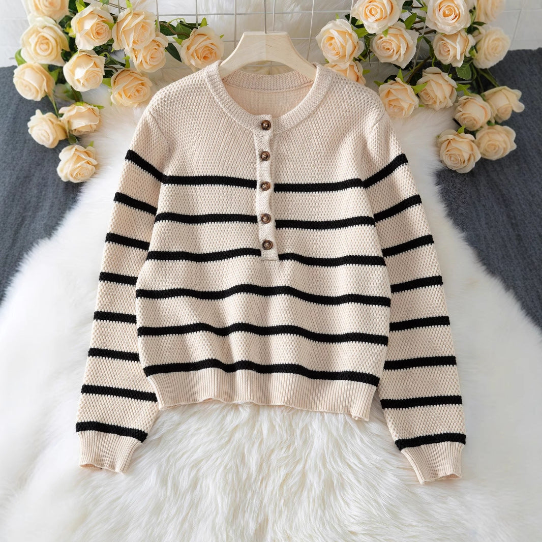 Ladies high-quality striped knit sweater with button detail and relaxed fit Lune London