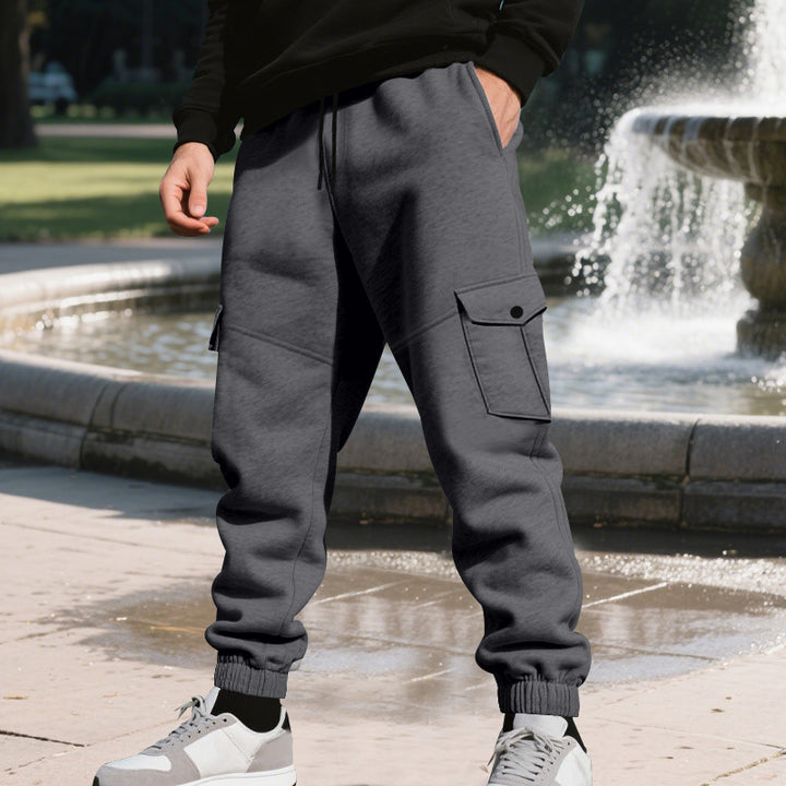 Men's cargo jogger pants with functional pockets and elastic waistband Lune London