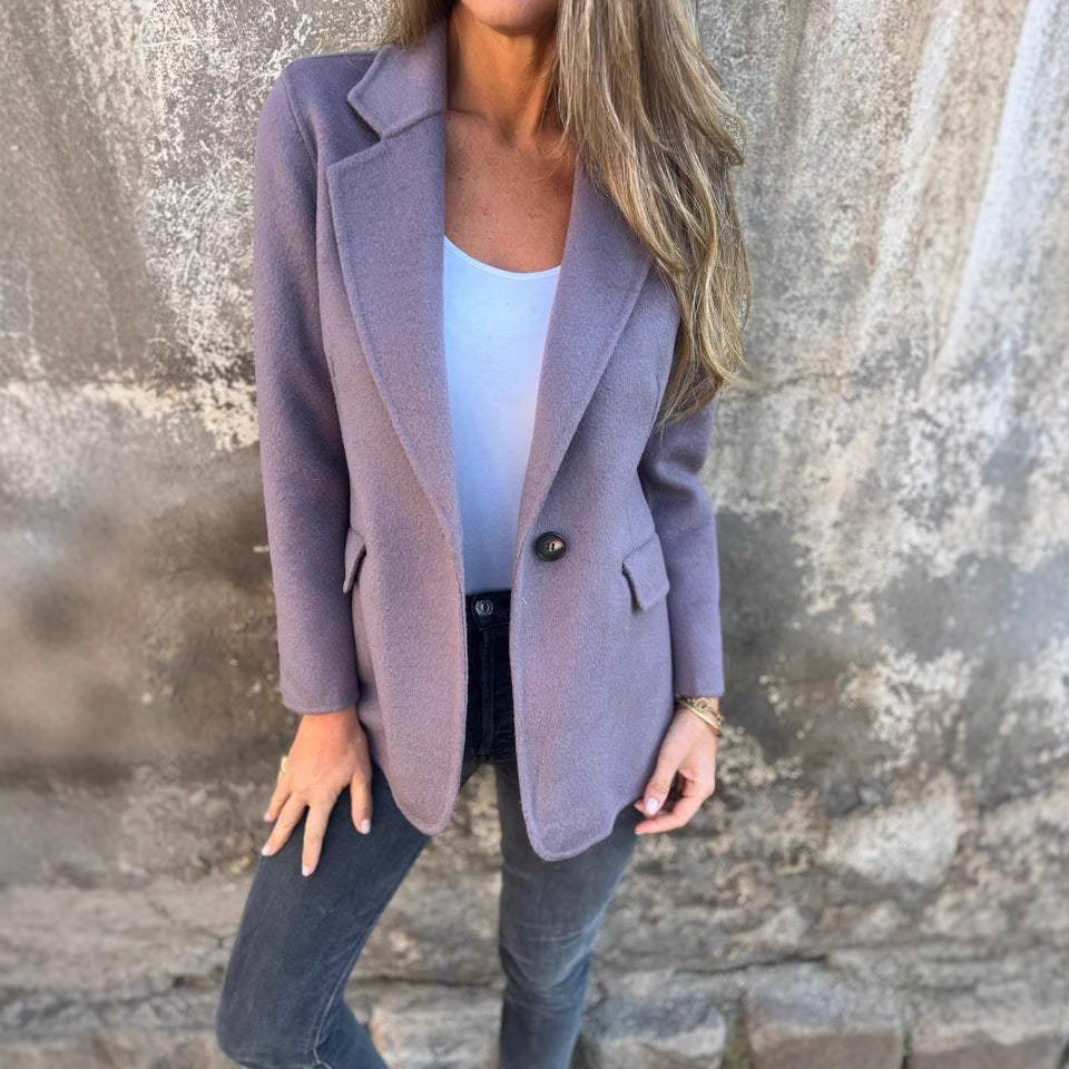 Ladies elegant fitted wool coat Lune London