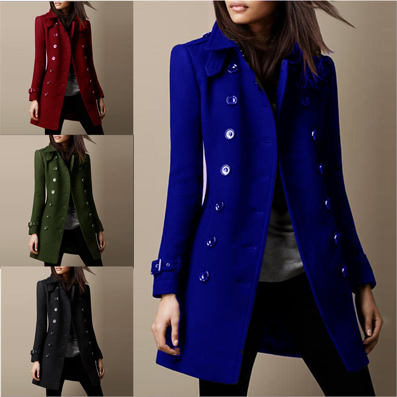 Ladies elegant and fashionable coat with double-breasted buttons and practical lapel Lune London