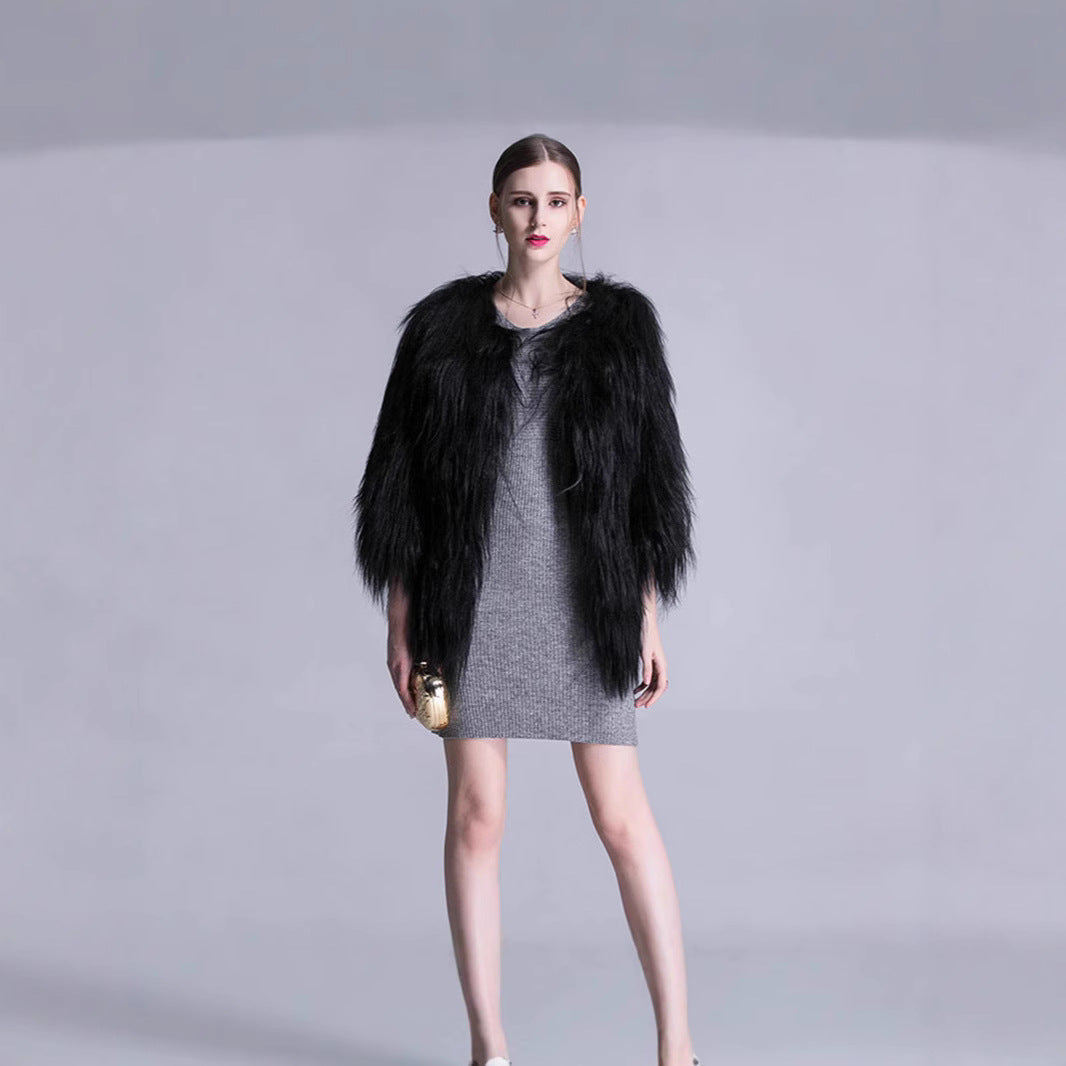 Ladies Elegant Faux Fur Cape with Chic Loose Fit