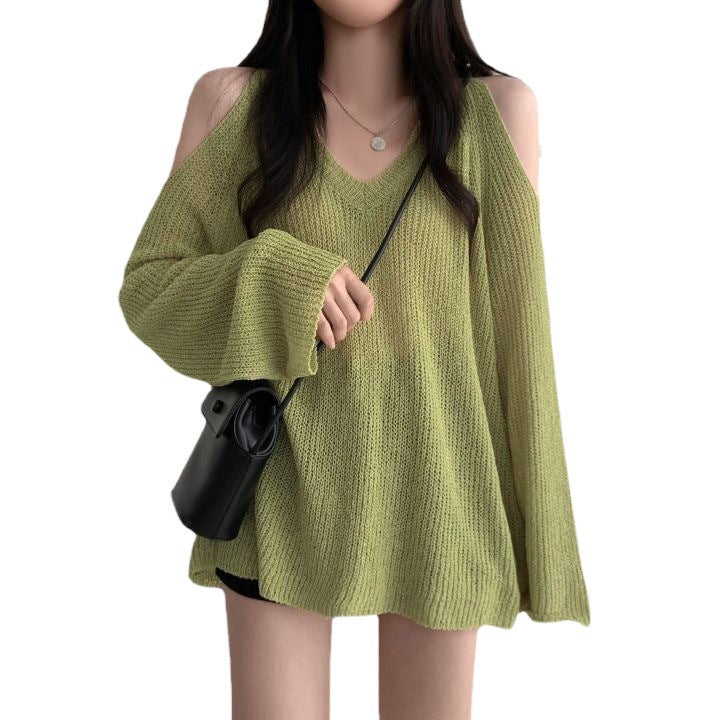 Casual sweater for women with off-shoulder and loose fit Lune London