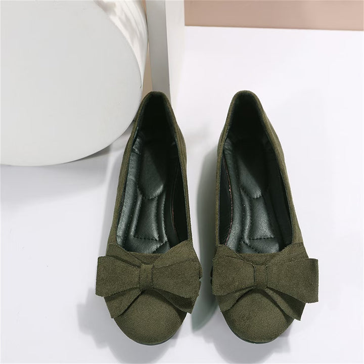 Elegant women's ballerinas with bow detail Lune London