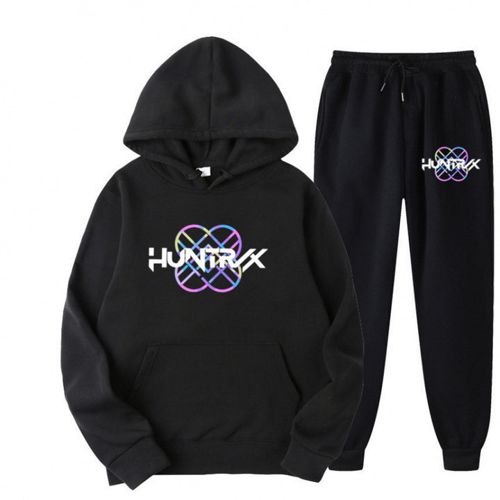 Women's tracksuit with modern graphic design and casual fit Lune London